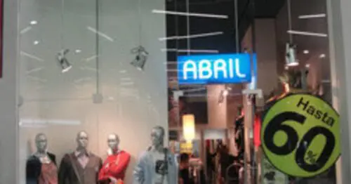 ABRIL TITAN PLAZA ABRIL TITAN PLAZA